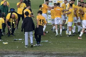 (ΦΩΤΟΣ) H απονομή στην πρωταθλήτρια