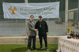 Άνοιξαν οι σαμπάνιες τίτλου!