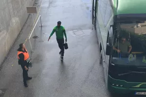 (Φώτος Kerkida) Η άφιξη Ομόνοιας και Απόλλων 