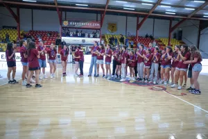 (Βίντεο/Φώτος) Χειροκρότησαν τις πρωταθλήτριες Κ14 και Κ18