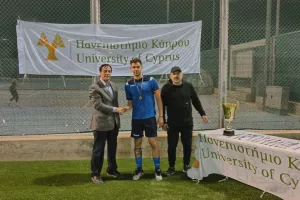 Άνοιξαν οι σαμπάνιες τίτλου!