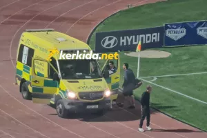 Αποχώρησε με ασθενοφόρο ο Χριστοφή 