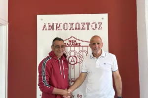 Ανανέωσε με Νικολάου και Τούμπα
