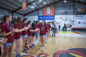 (Βίντεο/Φώτος) Χειροκρότησαν τις πρωταθλήτριες Κ14 και Κ18