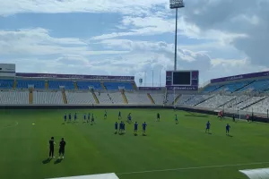 Το ΑΠΟΕΛ κατέκτησε το Super Cup Κ-16 (Φώτος) 