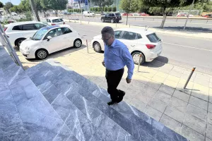 (UPD/Φώτος Kerkida) Αποχώρηση με... χαμόγελα
