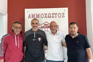 Ανανέωσε με Νικολάου και Τούμπα