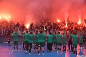 Έτοιμοι για την τελευταία παράσταση της χρονιάς