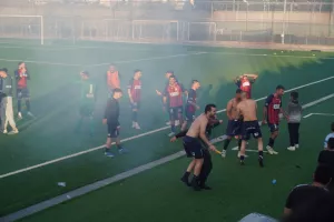 "Είδαμε κόσμο να δακρύζει, μικρά παιδάκια να τρέχουν για μια φανέλα..."