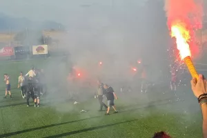 "Είδαμε κόσμο να δακρύζει, μικρά παιδάκια να τρέχουν για μια φανέλα..."