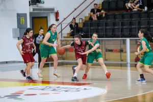 Πρωταθλητής στους Κ16 Γυναικών ο Κεραυνός (φώτος)