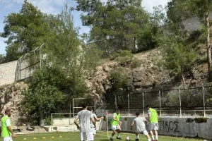 "Το άλλο Σάββατο, παππούδες, γιαγιάδες, γυναικόπαιδα, άντρες από όλη την επαρχία" (Φώτος)