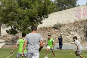 "Το άλλο Σάββατο, παππούδες, γιαγιάδες, γυναικόπαιδα, άντρες από όλη την επαρχία" (Φώτος)