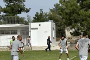"Το άλλο Σάββατο, παππούδες, γιαγιάδες, γυναικόπαιδα, άντρες από όλη την επαρχία" (Φώτος)