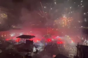 (Βίντεο) Έκαψαν... τη Νάπολη για το τέταρτο scudetto