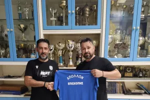 Στο τιμόνι ο Μακαρίτης