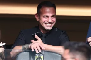 Ντέμης: «Αγαπημένος μου προπονητής στην ΑΕΚ ever»