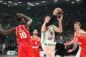 Πρώτη φορά αντίπαλοι στον μικρό τελικό Ολυμπιακός και Παναθηναϊκός