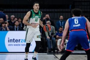 Ανέβηκε δεύτερος... με τις περισσότερες ασίστ!
