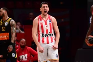 Αγχώθηκε αλλά... έκανε το 1-0 ο Ολυμπιακός 