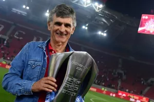 AS: «Ο Θεός Μεντιλίμπαρ συνεχίζει να κατακτά την Ελλάδα»