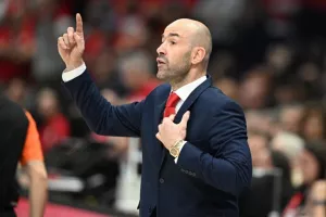 Σπανούλης: «Κερδίσαμε μια σπουδαία ομάδα - Ήταν σαν να παίζω απέναντι στην οικογένειά μου»