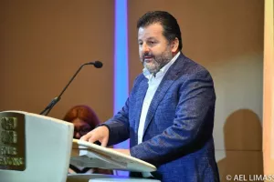 Θέμα...με ΣΟΦΟ