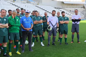 (Φώτος) Σε… δράση οι παλαίμαχοι 
