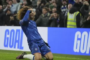 Η Τσέλσι πλησιάζει το Champions League με… υπογραφή Κουκουρέγια (Στιγμιότυπα)