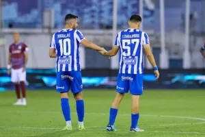 ΔΙΠΛΟ και... ελπίζει σε παραμονή! (Φώτος)