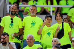 ΚΥΠΕΛΛΟΥΧΟΣ η ΑΕΚ στα πέναλτι με... ήρωα τον Αλομέροβιτς! (Φώτος)