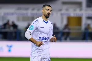 Πρώτη για Mekkaoui