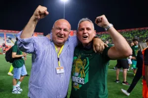 ΚΥΠΕΛΛΟΥΧΟΣ η ΑΕΚ στα πέναλτι με... ήρωα τον Αλομέροβιτς! (Φώτος)