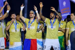 (ΦΩΤΟΣ) Η φιέστα της Πάφος FC