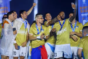 (ΦΩΤΟΣ) Η φιέστα της Πάφος FC