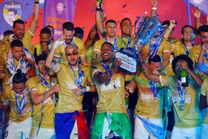 (ΦΩΤΟΣ) Η φιέστα της Πάφος FC