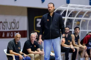 ΠΡΩΤΑΘΛΗΤΡΙΑ η Πετρολίνα ΑΕΚ! (φώτος)