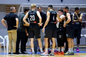 ΠΡΩΤΑΘΛΗΤΡΙΑ η Πετρολίνα ΑΕΚ! (φώτος)