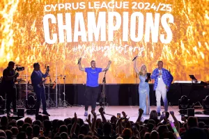 (ΦΩΤΟΣ) Η φιέστα της Πάφος FC