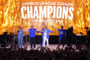 (ΦΩΤΟΣ) Η φιέστα της Πάφος FC