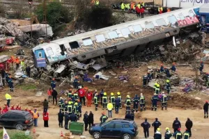 Τέμπη: Παραδόθηκε το πόρισμα Καρώνη του Πολυτεχνείου στον εφέτη ανακριτή 
