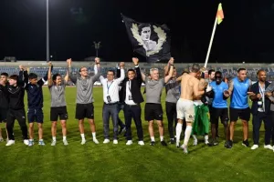ΝΑΙ... ΕΦΕΡΑΝ το πρωτάθλημα στο Παφιακό! (φώτος)