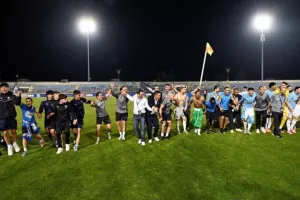 ΝΑΙ... ΕΦΕΡΑΝ το πρωτάθλημα στο Παφιακό! (φώτος)