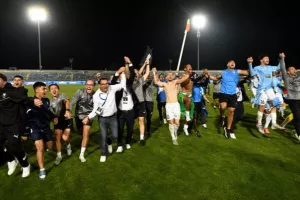 ΝΑΙ... ΕΦΕΡΑΝ το πρωτάθλημα στο Παφιακό! (φώτος)