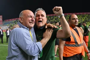 Καραπατάκης/"Εάν κάνουν τον κύριο Ρόκα να φύγει, θα φύγω κι εγώ!"