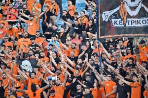 (Φώτος) Ο κόσμος στο ΓΣΠ