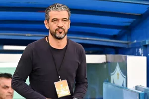 Συμφωνία με Μαρτίνς