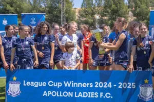 (Βίντεο/Φώτος) Κατέκτησε και το League Cup η Απόλλων Ladies