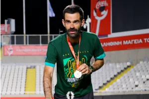 Πρωτάθλημα, Σούπερ Καπ και... Κύπελλο!