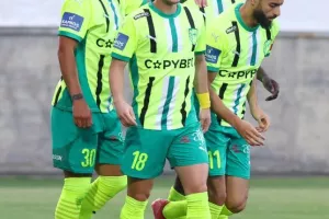 Με δέκα… η ΑΕΚ στο μεγάλο ΤΕΛΙΚΟ! (Φώτος)